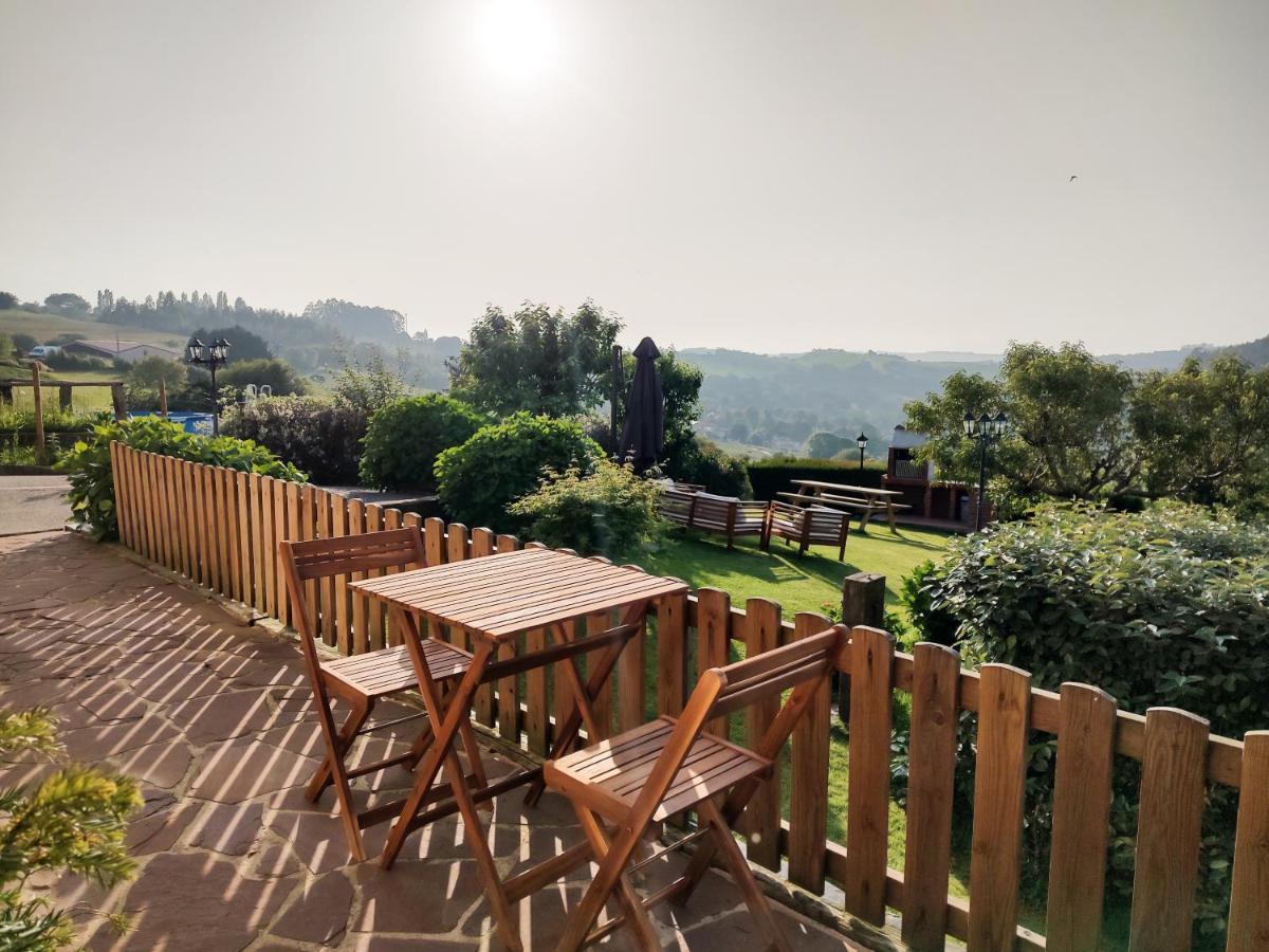 Apartamentos Corona Comillas Eksteriør billede