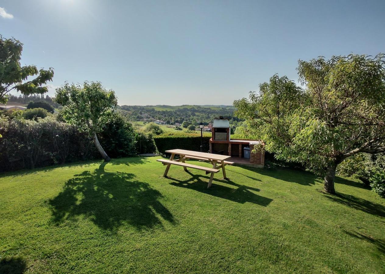 Apartamentos Corona Comillas Eksteriør billede