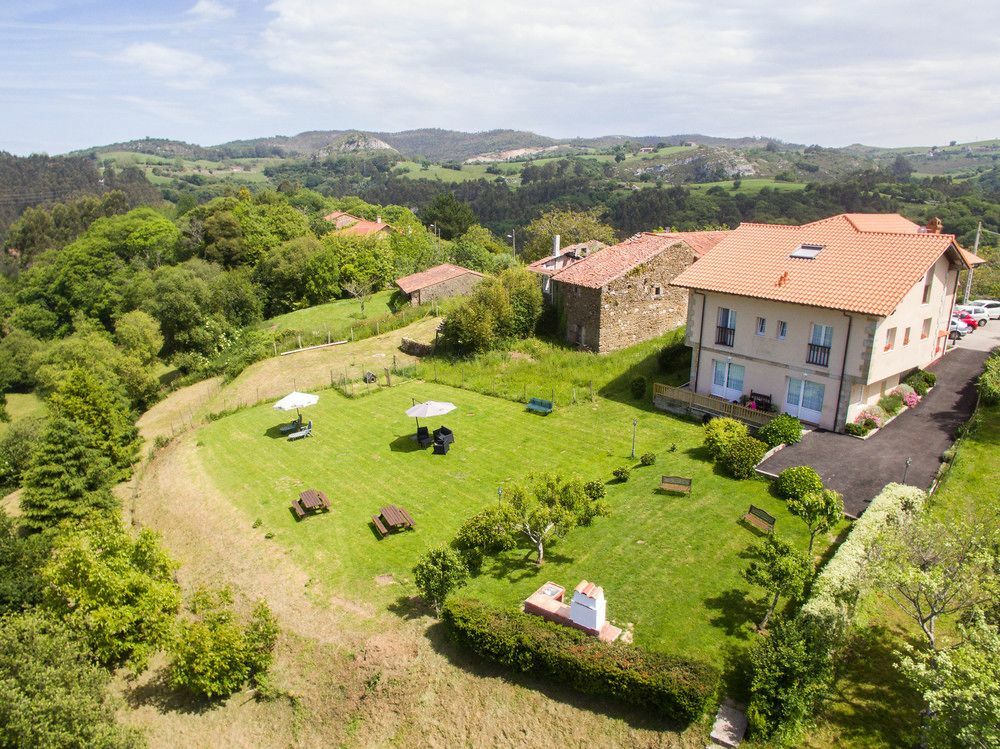 Apartamentos Corona Comillas Eksteriør billede