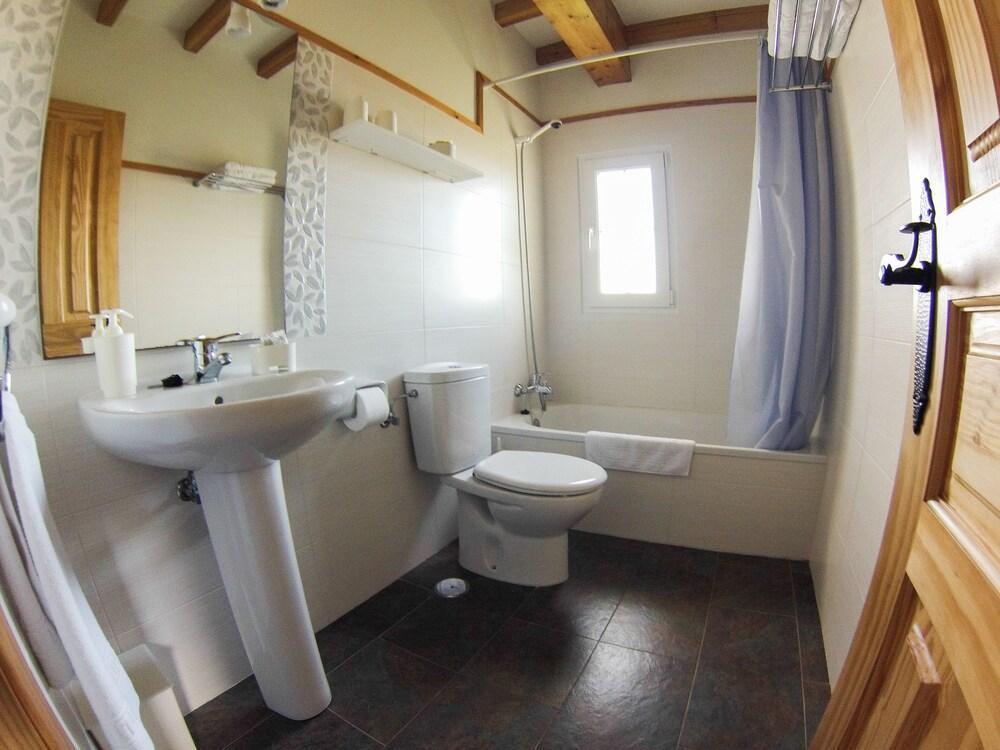 Apartamentos Corona Comillas Eksteriør billede